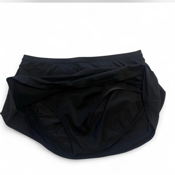 Dana Buchman Black Athletic Mini Skirt - Picture 2 of 3